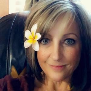 Meet your Posher, Tina